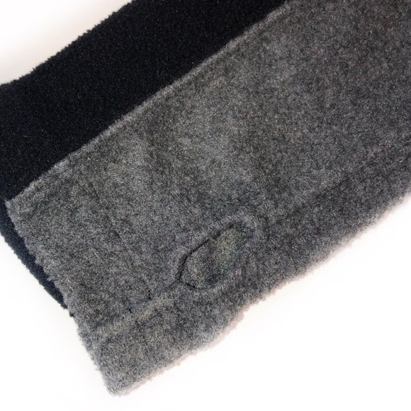 EDDIE BAUER 2T BLACK / GRAY FLEECE ZIPPER SWEATER - Picture 5 of 7